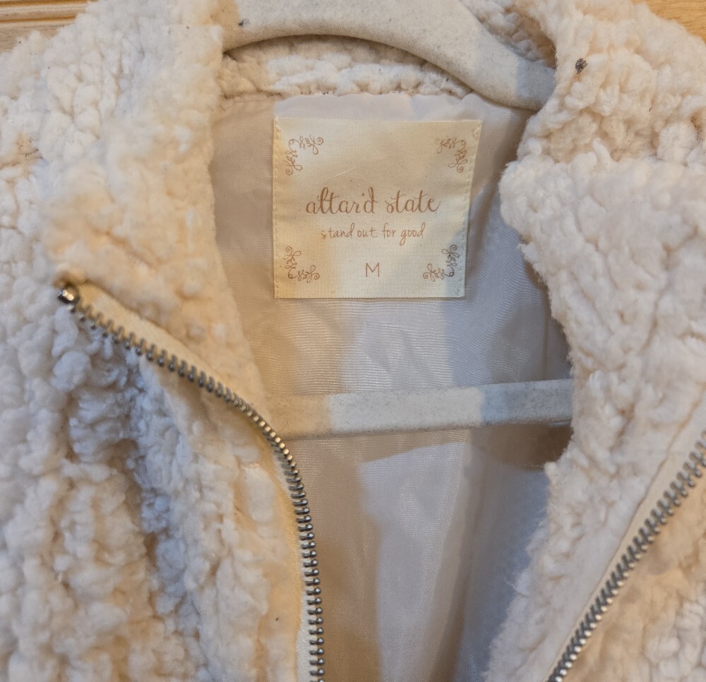 ALTERED STATE Women's Cream Sherpa Zip Jacket with Black Flower Appliqués - Picture 6 of 6